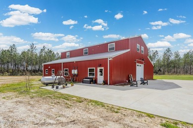 Welcome to this exceptional country barndominium retreat - photo 4