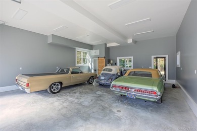 Welcome to this exceptional custom-built home nestled on 1.1 - photo 38
