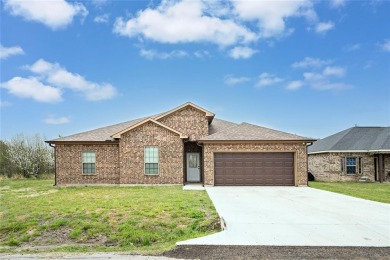 Lake Home For Sale in Gun Barrel City, Texas