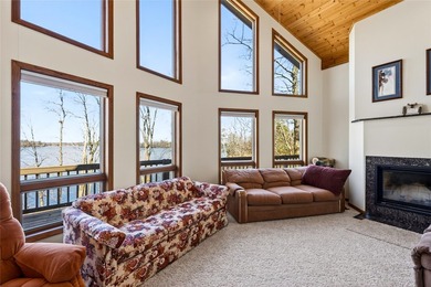 Beautiful cabin on a phenomenal low-elevation lot on the - photo 8