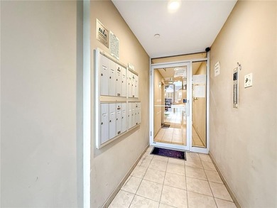 Enjoy the relaxing and entertaining lovely duplex large, sunny - photo 3