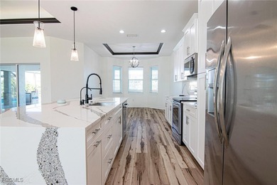 Welcome to this exceptional modern waterfront residence offering - photo 3