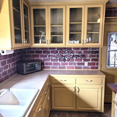 This is a move-in ready home that has been completely remodeled - photo 9