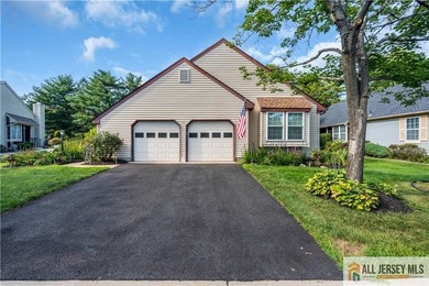 Welcome to easy, resort-style living in the highly sought-after - photo 4