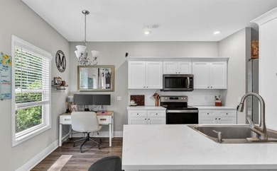 **SELLERS ARE RELOCATING-BRING AN OFFER** 2/1 RATE BUYDOWN - photo 5