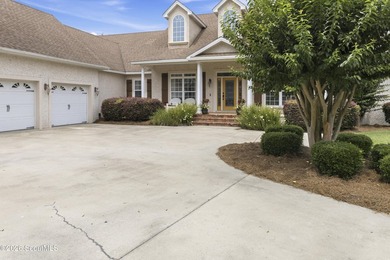 Beautifully maintained and thoughtfully designed, this - photo 3
