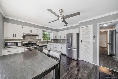 Rare opportunity to purchase updated, well-kept and maintained - photo 8