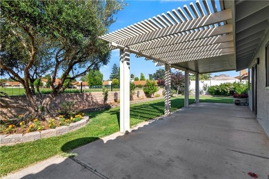 Highly updated living on the Paso Robles Golf Course. 1806 - photo 32