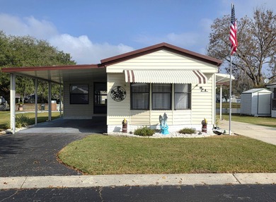 (private lake, pond, creek) Home For Sale in Brooksville Florida