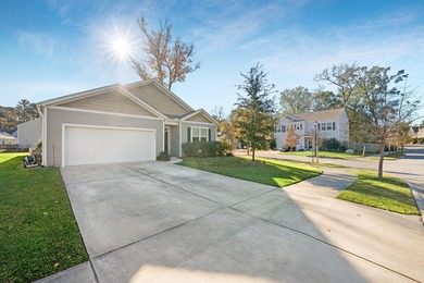 Move in ready and beautifully maintained, 1846 Towne Street - photo 4