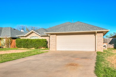 This is a great home located on a quiet Cul-De-Sac in the Bluffs - photo 4