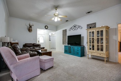 This is a great home located on a quiet Cul-De-Sac in the Bluffs - photo 9