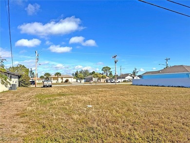 This charming, walkable neighborhood is surrounded by both new - photo 7
