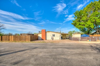 Lakefront living made easy!! This beautifully updated 2 bed, 2.5 - photo 3
