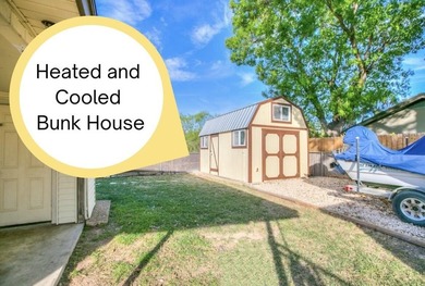 Lakefront living made easy!! This beautifully updated 2 bed, 2.5 - photo 7