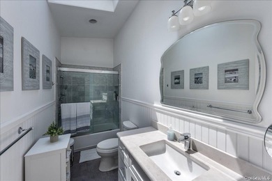 It's all about location! This lovingly maintained ranch is - photo 11