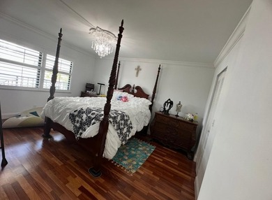 Tastefully updated with a distinctive, classy touch! This unit - photo 11