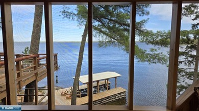 This charming waterfront cabin on Lake Kabetogama is a must-see - photo 12