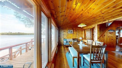 This charming waterfront cabin on Lake Kabetogama is a must-see - photo 17