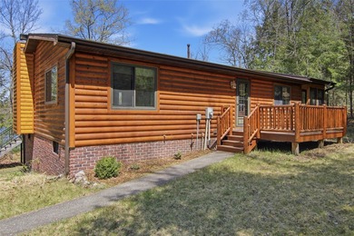 Beautifully updated Northwoods retreat on the Chippewa River - photo 2