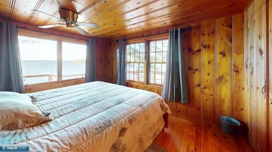 This charming waterfront cabin on Lake Kabetogama is a must-see - photo 23