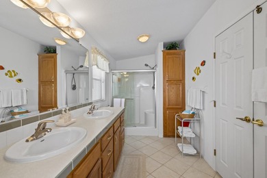 NEW ROOF IS ON!!! This well maintained home is being sold - photo 29