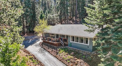Welcome to your Lake Almanor West Shore retreat! This charming - photo 1