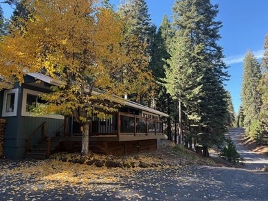 Welcome to your Lake Almanor West Shore retreat! This charming - photo 5