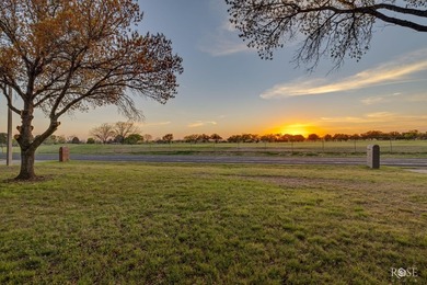 Beautifully updated home in the highly desirable San Angelo - photo 3