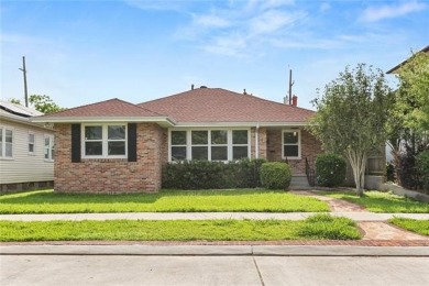Lake Home Sale Pending in New Orleans, Louisiana