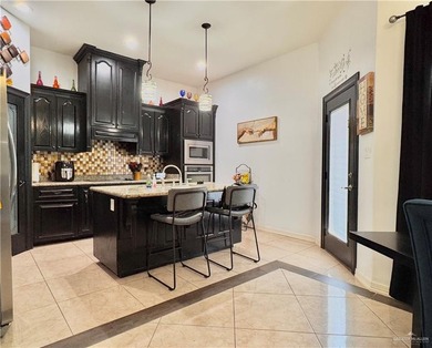 NEW LISTING IN THE HEART OF EDINBURG 2308 Radiant | Edinburg, TX - photo 6