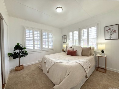 Welcome home to this beautifully maintained single-level - photo 3