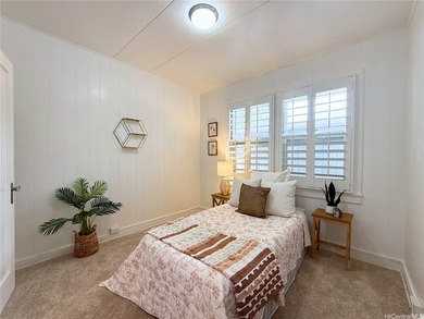 Welcome home to this beautifully maintained single-level - photo 6
