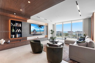 Discover luxury living in this fully furnished turnkey penthouse - photo 1