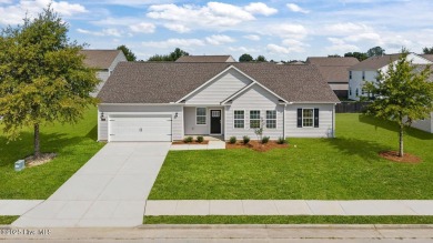 Lake Home For Sale in New Bern, North Carolina