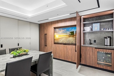 Discover luxury living in this fully furnished turnkey penthouse - photo 5