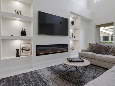 Completely remodeled 3-bedroom , 3-bathroom residence located in - photo 1