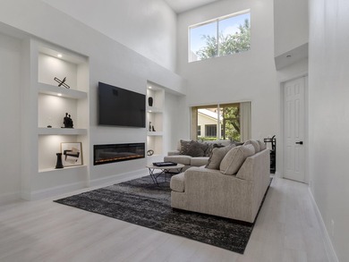 Completely remodeled 3-bedroom , 3-bathroom residence located in - photo 5