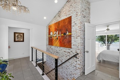 Thoroughly remodeled, redesigned 2-BD, 2-BA, 2,581-sq-ft - photo 11