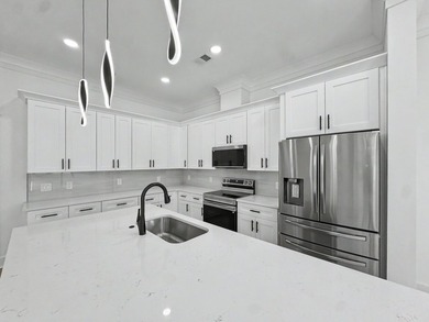 Welcome to this stunning brand-new construction offering the - photo 15
