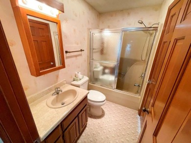 Exclusive Ridgetop Retreat Overlooking Wytheville Golf Club!