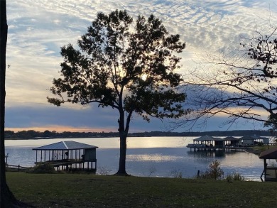 Nicely constructed two story house, sitting on a large lot - Lake Home For Sale in Flint, Texas