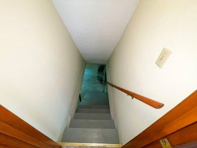 Exclusive Ridgetop Retreat Overlooking Wytheville Golf Club!