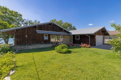 Thoroughly remodeled, redesigned 2-BD, 2-BA, 2,581-sq-ft - photo 42
