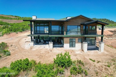 Welcome to Halo Crest. Approach a grand covered front patio - photo 9