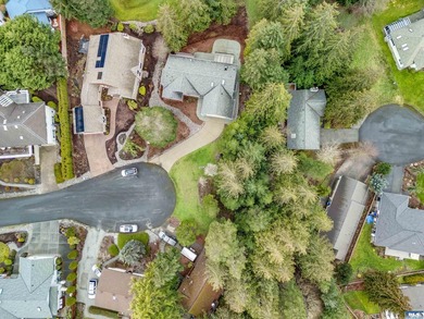 Build your dream home on this Sunland lot tucked at the end of a - photo 10