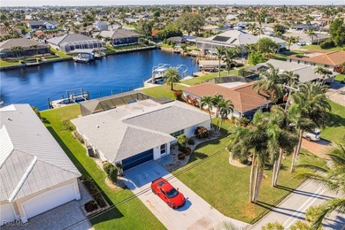 Caloosahatchee River Home For Sale in Cape Coral Florida