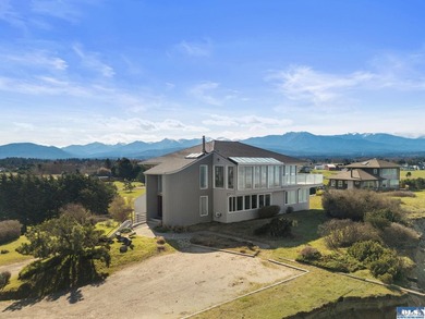 Exquisite views of the Strait of Juan de Fuca and the Olympic - photo 3