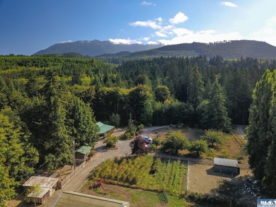 Live completely sustainably in this secluded paradise! The whole - photo 2