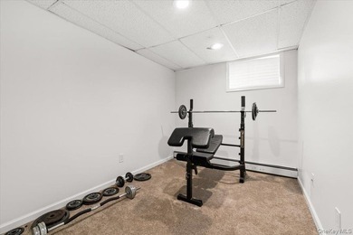 Welcome to your new home! This charming, move-in-ready - photo 15